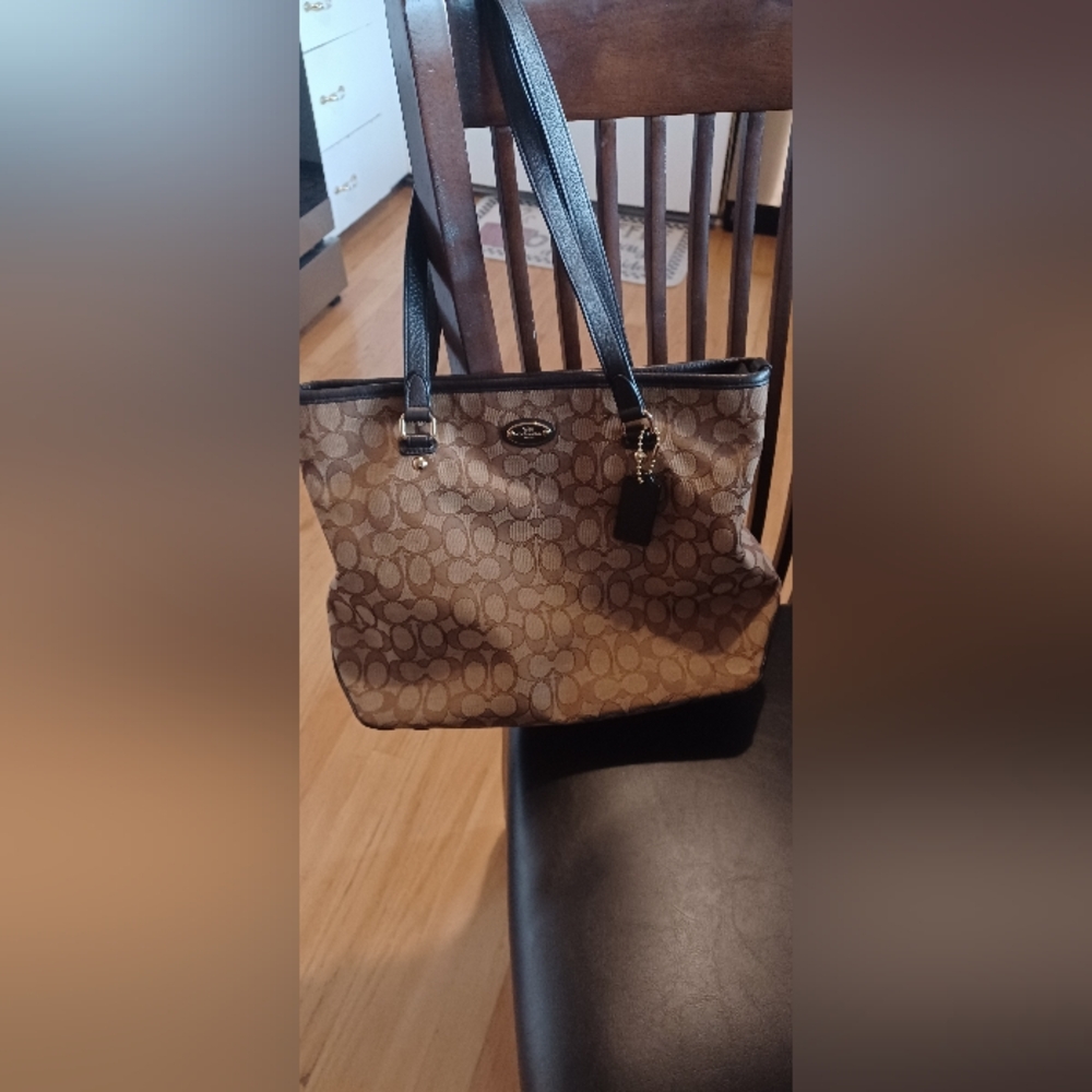 Coach Signature Brown Tote Bag - Picture 2 of 13